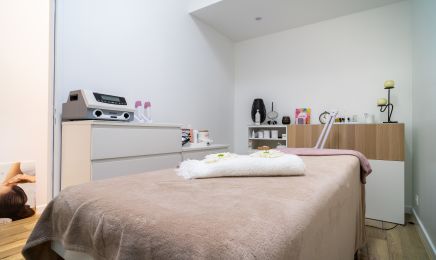 Fanny esthétique : Manucure à Urrugne