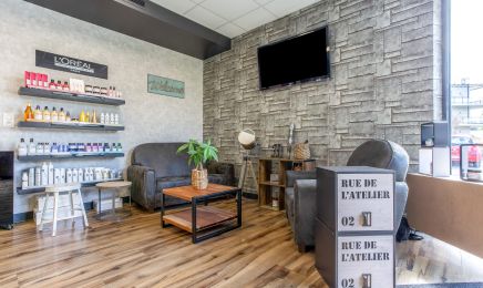 Le 33 Coiffure : Coiffeur à Changé