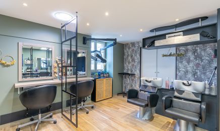 Les Fées Coiff' : Coiffeur à Lanrivoaré