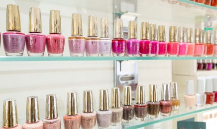 Pause Beauté : Manucure à Fréjus