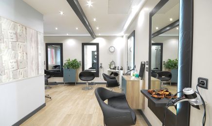 COIFFURE AU SALON AIX'THETIQUE : Coiffeur à Venelles
