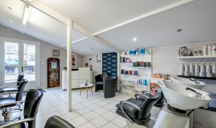 L’oni coif : Coiffeur à Prignac-et-Marcamps