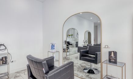 AKG  HAIR : Coiffeur à Bordeaux