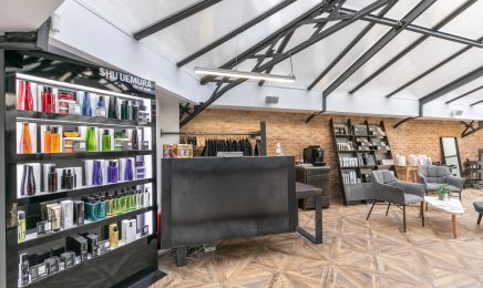  La Verrière Sur Cour : Institut de beauté à Grenoble