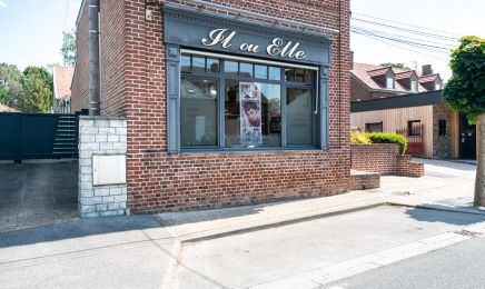 Il ou Elle : Coiffeur à Préseau