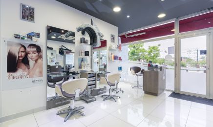 JF.  Coup’ : Coiffeur à Perigny
