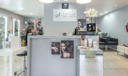 L’atelier des arts  : Coiffeur à Lambesc