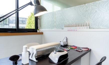 Mx.Nails Nantes : Manucure à Orvault