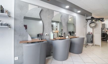 Les ciseaux d‘Emilie  : Coiffeur à Pélussin