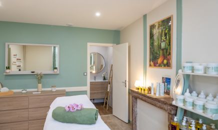 L’Atelier Beauté Millet Blandine  : Coiffeur à Val-Revermont
