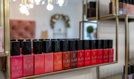 Barbara Beauty  : Manucure à Mérignac