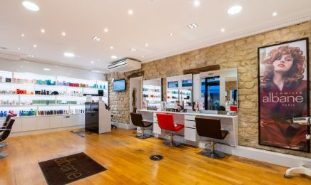Camille Albane - Paris 16 - 4 rue de la Tour : Coiffeur à Paris