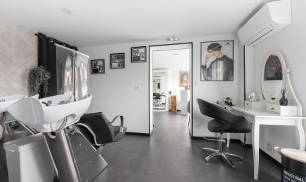 LM Coiffure  : Coiffeur à Pouilly