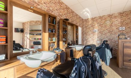 Red’s Barber  : Barbier à Saint-Laurent-des-Arbres