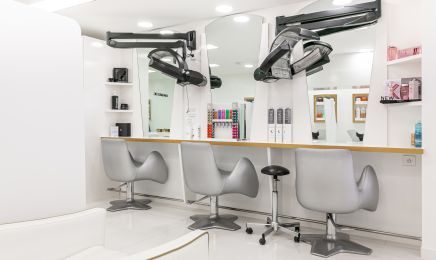 Guillaume coiffure visagiste : Manucure à Carentan les Marais