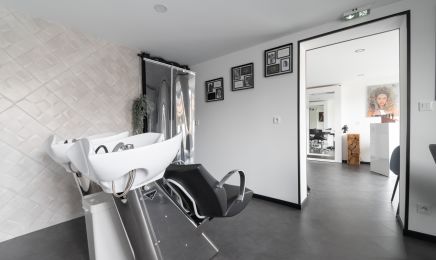 LM Coiffure  : Coiffeur à Pouilly