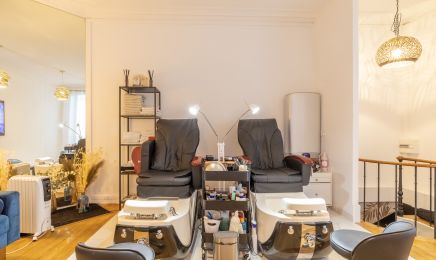 OG nail bar  : Manucure à Paris
