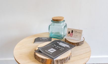Cabane à Ongles  : Manucure à Pessac