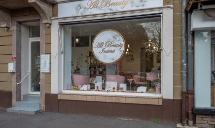 All Beauty Institut : Manucure à Belfort