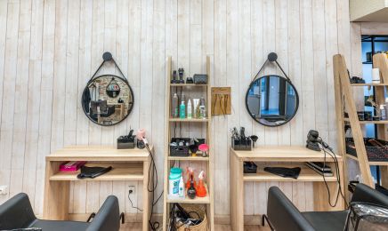 NOUVEL ´ HAIR : Coiffeur à Ambronay