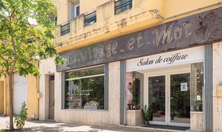 En Visage  et moi : Barbier à Aniane