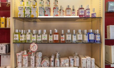 Parfumerie De l'Avenue  : Institut de beauté à Lisieux