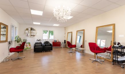 H2o : Coiffeur à Ludes