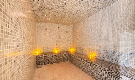 Spa Lüvència : Manucure à Saint-Étienne-de-Tinée