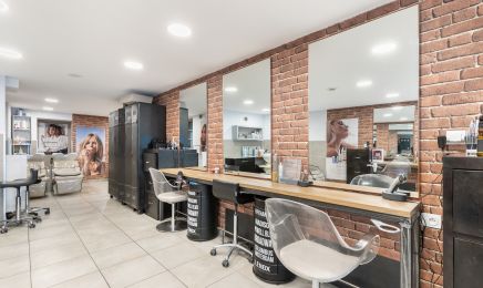 Entr’act : Coiffeur à Les Sables-d'Olonne