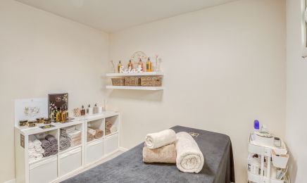 Instant d’évasion - L’ Atelier des Arts : Institut de beauté à Lambesc