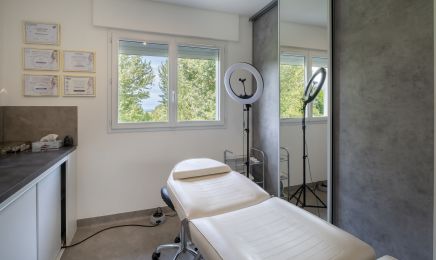 SublimArt by Dorine : Institut de beauté à Génébrières