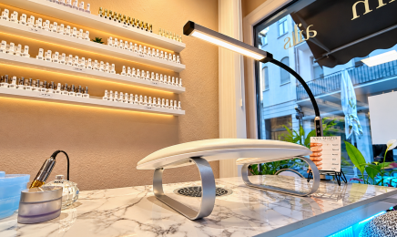 Kim Nails : Kosmetikstudio in Bad Nauheim