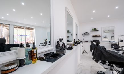 La West Arles  : Barbier à Arles
