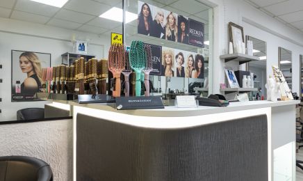 Nouvelle Ere : Coiffeur à Miramas