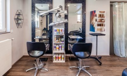 Sympatif : Coiffeur à Saint-Germain-en-Montagne