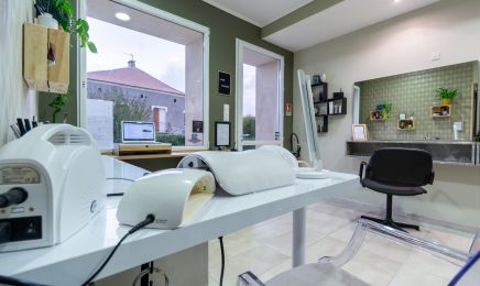Salon Beauzetif : Manucure à Loubès-Bernac