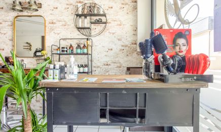 Les Ciseaux de Marie : Coiffeur à Saint-Pantaléon-de-Larche