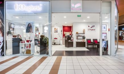 L'Onglerie® - Plaisir : Manucure à Plaisir