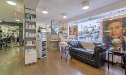 Claudine A : Coiffeur à Hirsingue