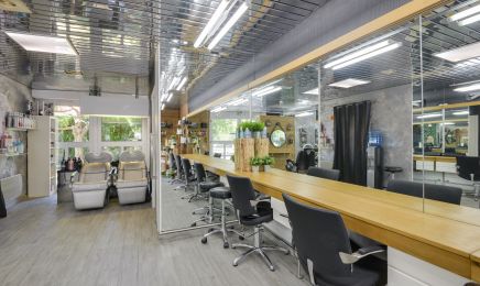 SALON D.GILIBERTI : Coiffeur à Montigny-le-Bretonneux