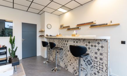 The beauty bar : Manucure à Yerres