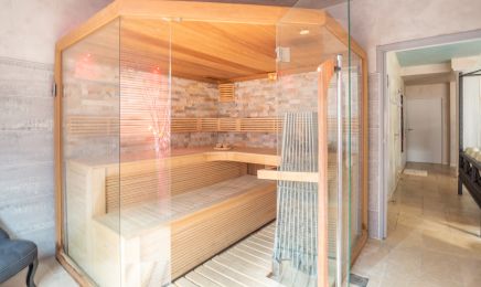 Spa Brest Roselyne Foll : Manucure à Brest
