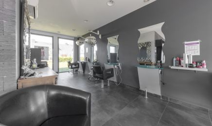 Confidence coiffure  : Coiffeur à Riantec