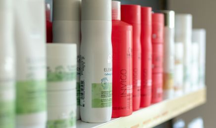 Caliste  : Coiffeur à Châtellerault