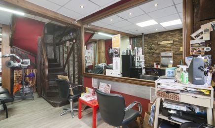 Les metamorphoses : Coiffeur à Troyes
