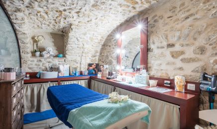 Océane Institut  : Manucure à Alès