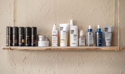 Face B : Coiffeur à Pont-Évêque