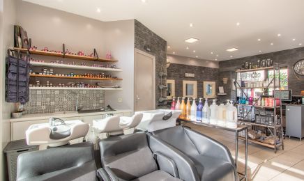 Le s : Coiffeur à Chinon