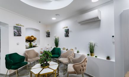 Mimosa Coiffure : Manucure à Argenteuil