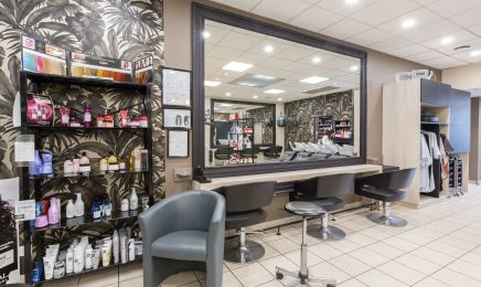CR Coiffure : Coiffeur à Saran